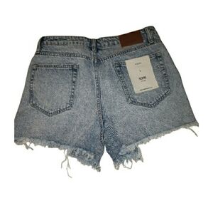 NWT Hidden Sofie Jean Shorts- L